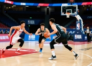 运动员们在竞争中磨砺 求胜心切