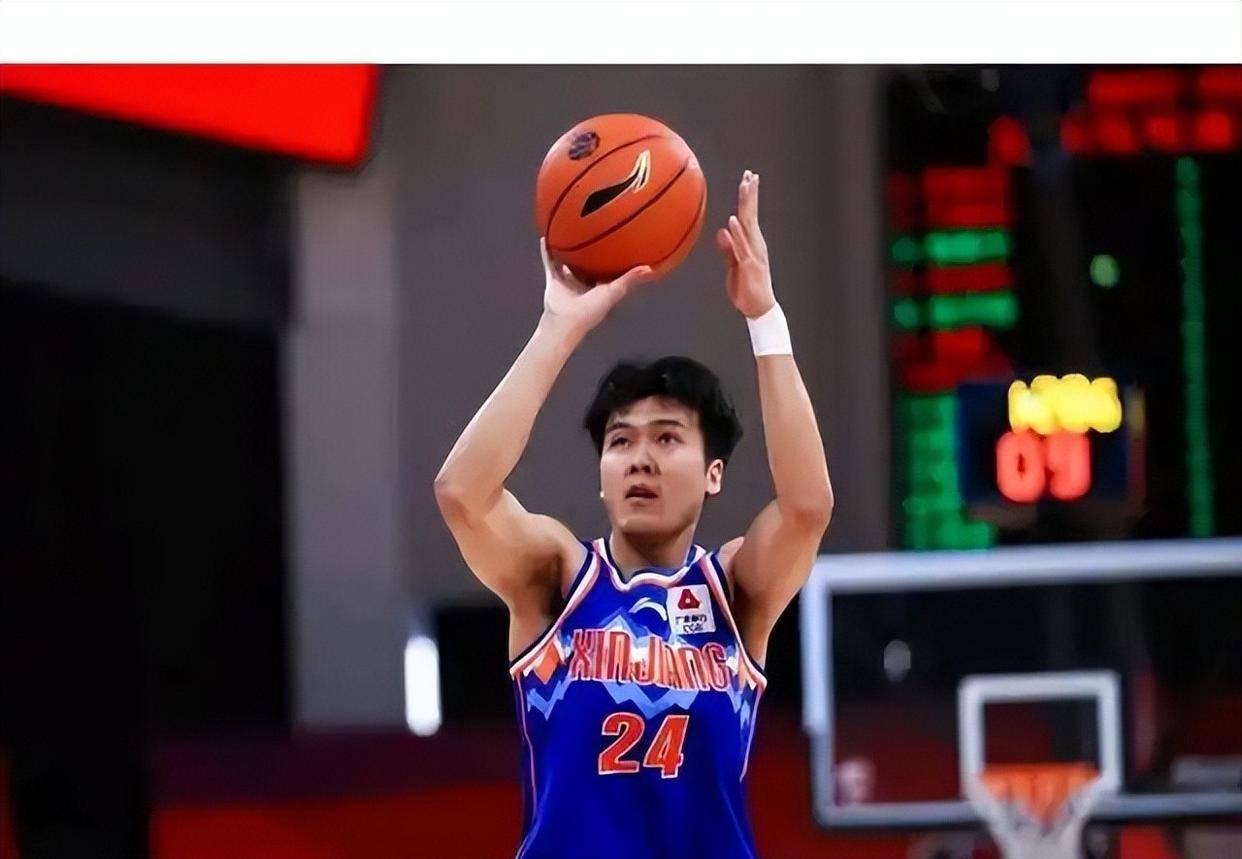 开云体育-黄荣奇15分广东胜福建孙铭徽16+18广厦胜四川(孙铭徽球员个人简介)