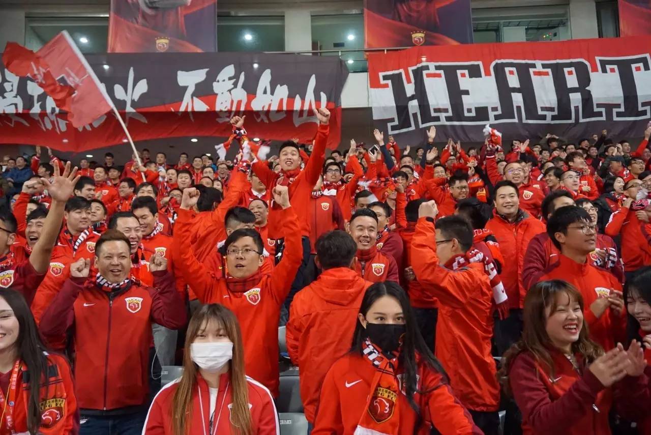 包含西悉尼流浪者焦点战役引爆球迷期待的词条