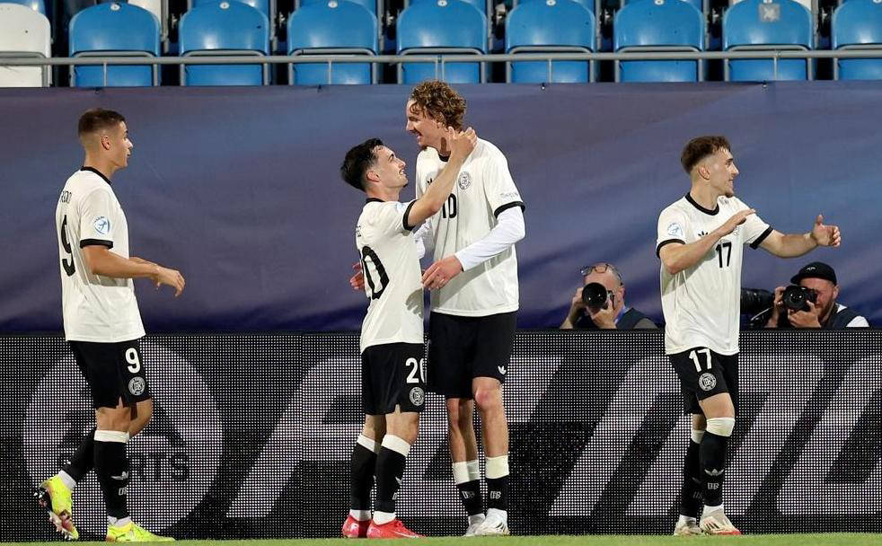 纳帅不看U21遭批评！德国足协高层：他非常关心U21国(u21是什么意思)