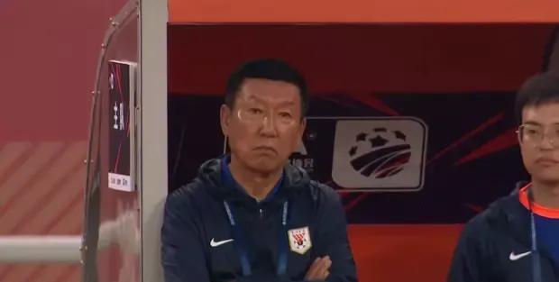 泰山队出局后内部矛盾曝光！崔康熙或将解约，球队有望迎来重建(冯俊彦为什么是队长)