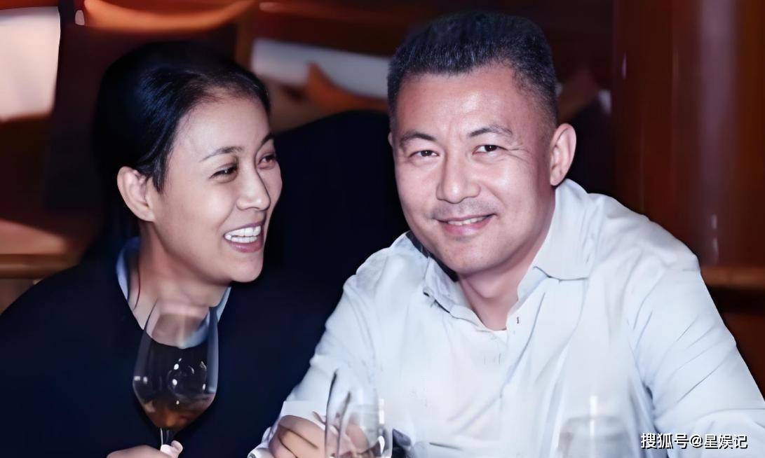 开云体育-关于那个让那英“未婚生子”的前国脚高峰，20年后现在过得怎么样？的信息