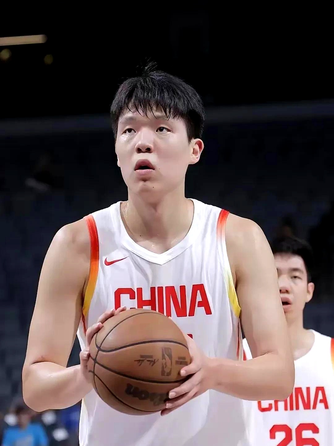 青岛报价广东中锋，曾凡博赴德，北控兜售萨林杰，曾繁日试训深圳(德青源是国企还是私企)